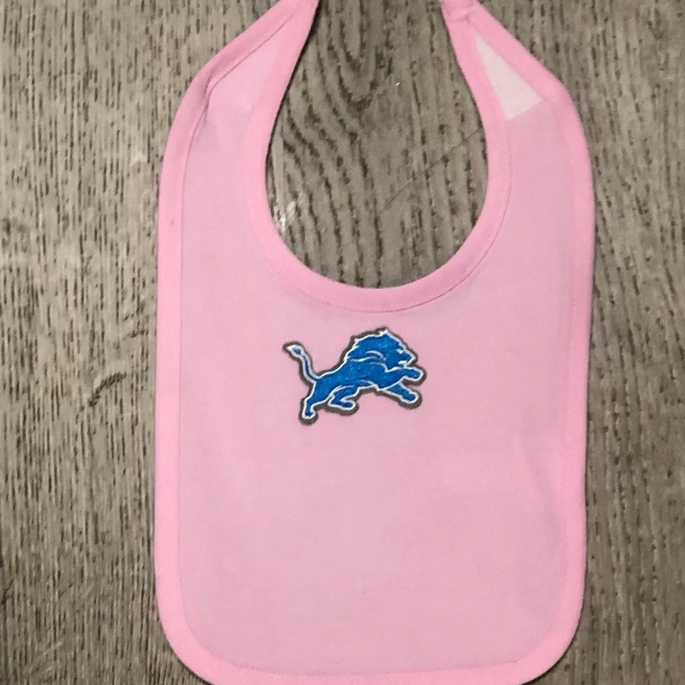 Detroit Lions soft pink